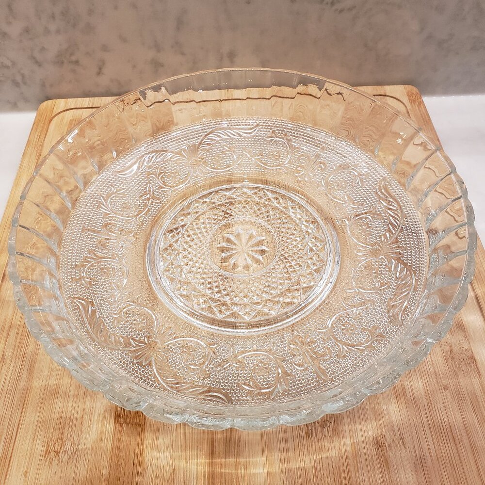 Beautiful large serving decorative glass plate